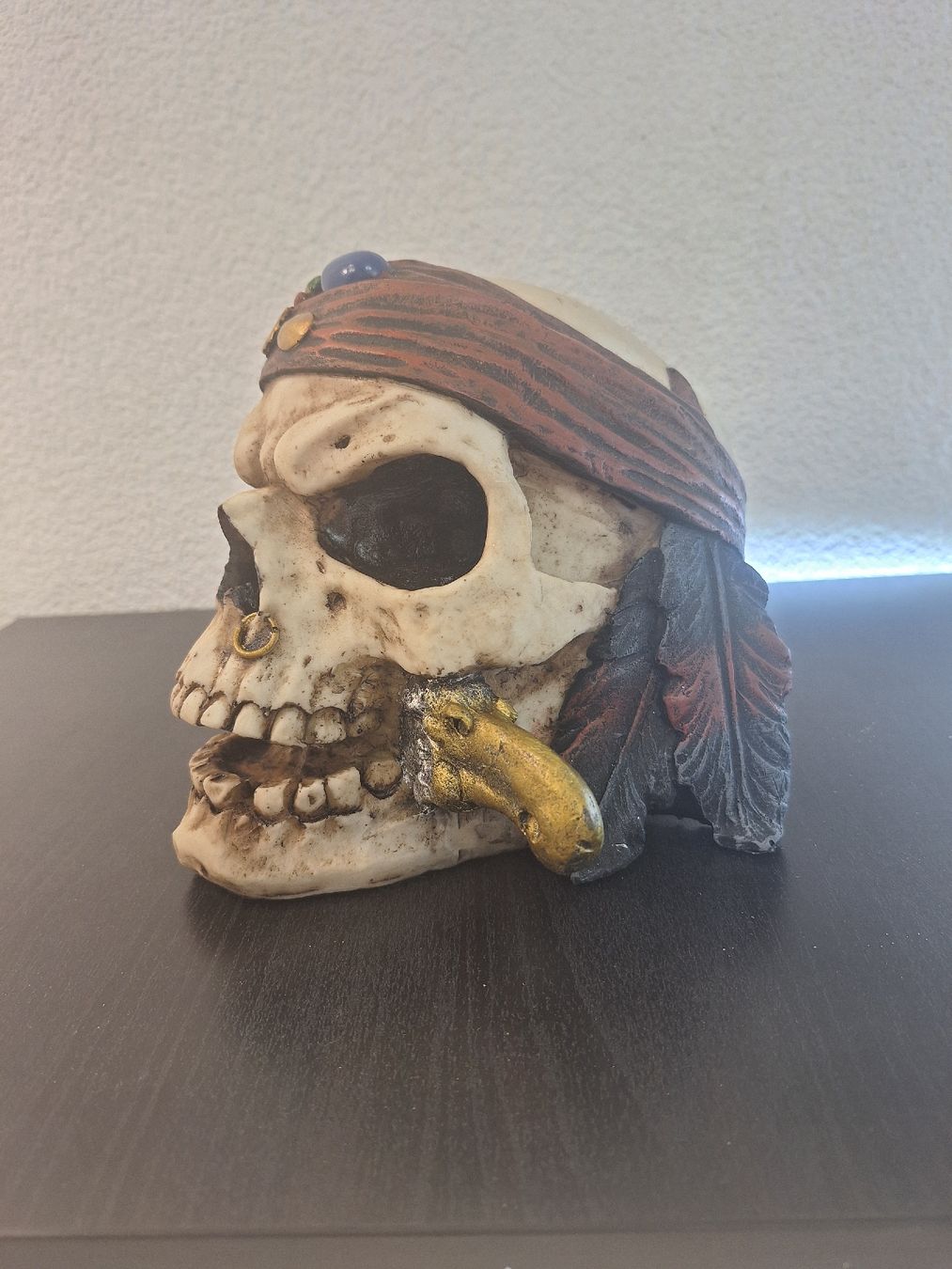 Alle Dekorationen: Totenkopf mit Degen – Gebraucht aus Horw von lee_mml6 2
