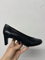 Stuart Weitzman Pumps Leder Gr. 36½ blau dunkelblau rund