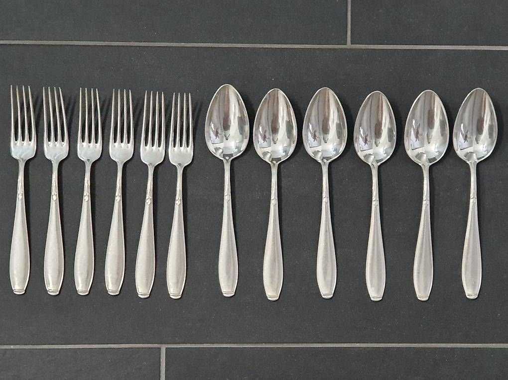 Set di posate: Tafelbesteck, 6 Gabeln, 6 Löffel, versilbert – Usato da Urtenen-Schönbühl venduto da sandrabern01