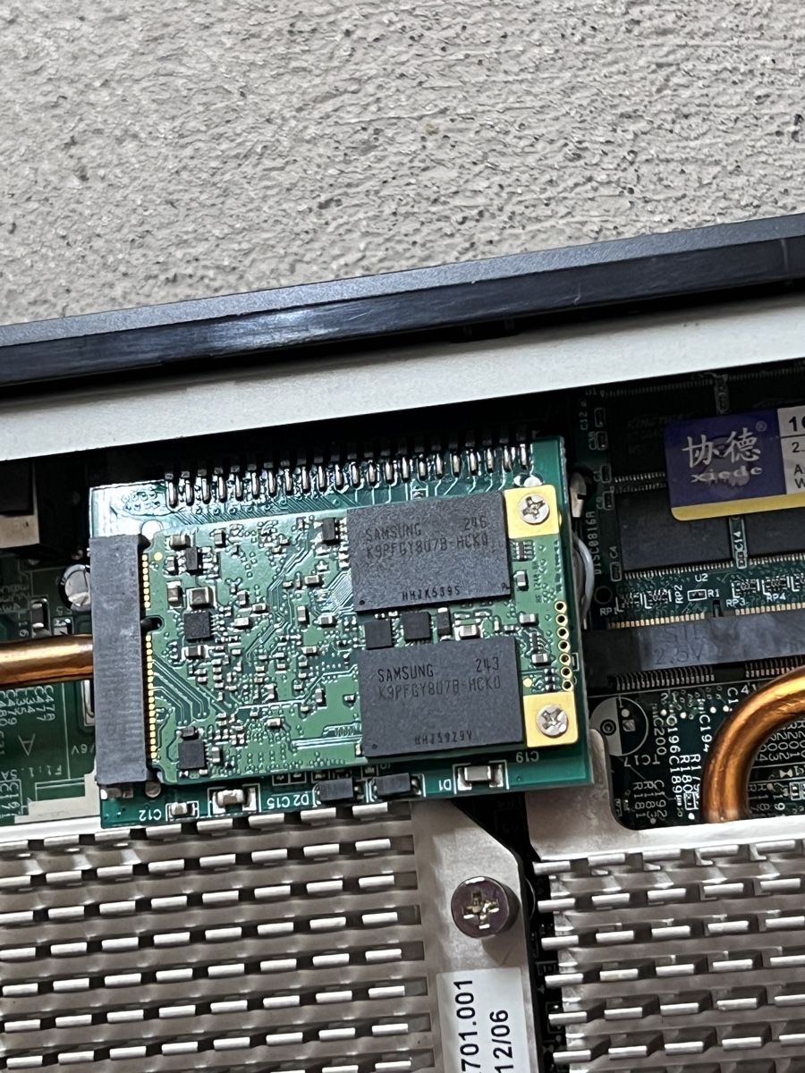 Hewlett Packard PC: HP Thin Client T5720 mit Netzteil und Upgrades – Usato da Uetikon am See venduto da Rimas99 5