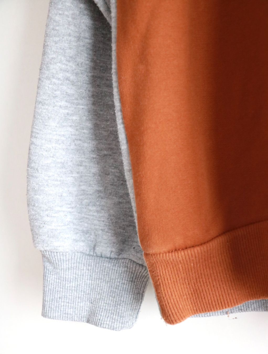 Maglioni & Felpe: Pull & Bear Pullover mit Streifen ‚USA‘ – Usato da Gachnang venduto da todressgolden 2