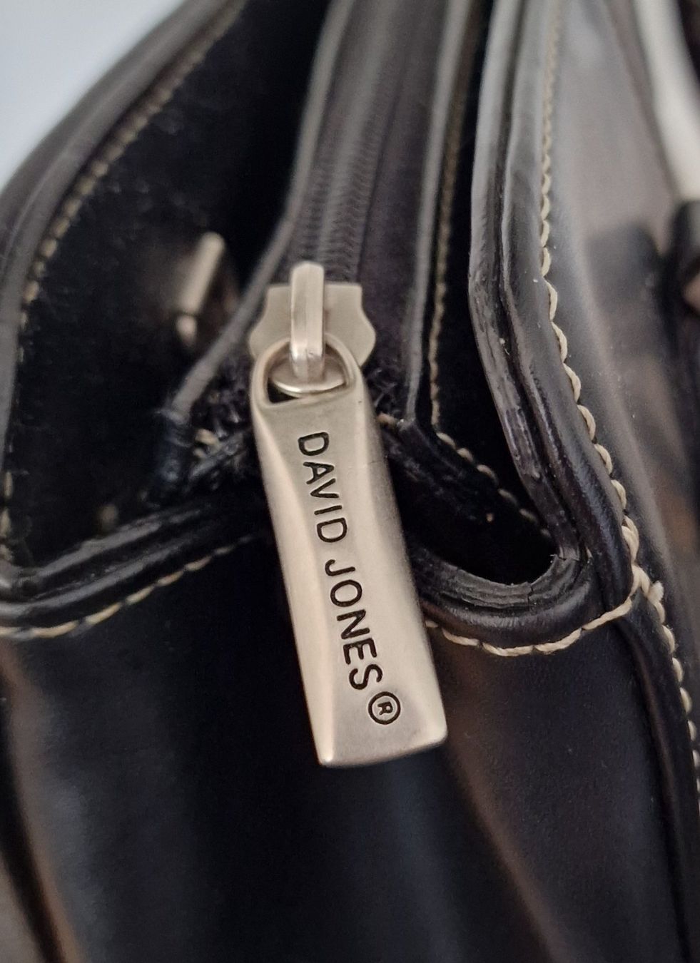 David Jones Borse da donna: Sac à main Vintage "DAVID JONES" – Usato da Genève venduto da Petit-Ange 3