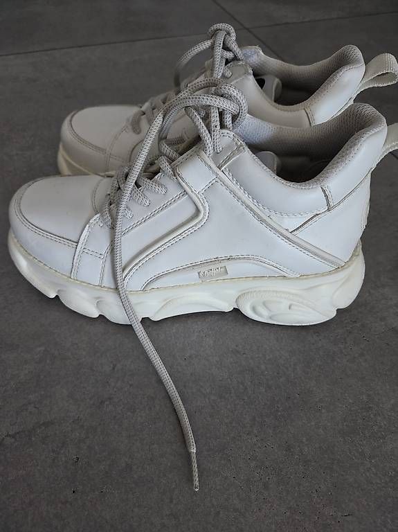 Damenschuhe: Scarpe Buffalo donna  – Gebraucht aus Bellinzona von lus_lyb5