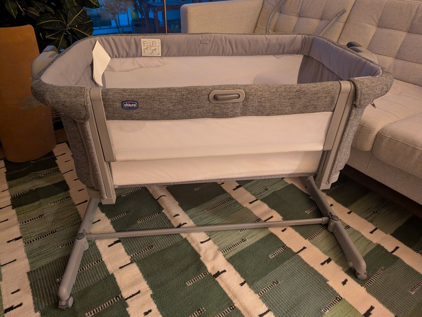 Chicco Lits: Chicco Beistellbett Next2Me Magic Evo – Neuf (Voir description) à Rapperswil SG par joj_6b8c