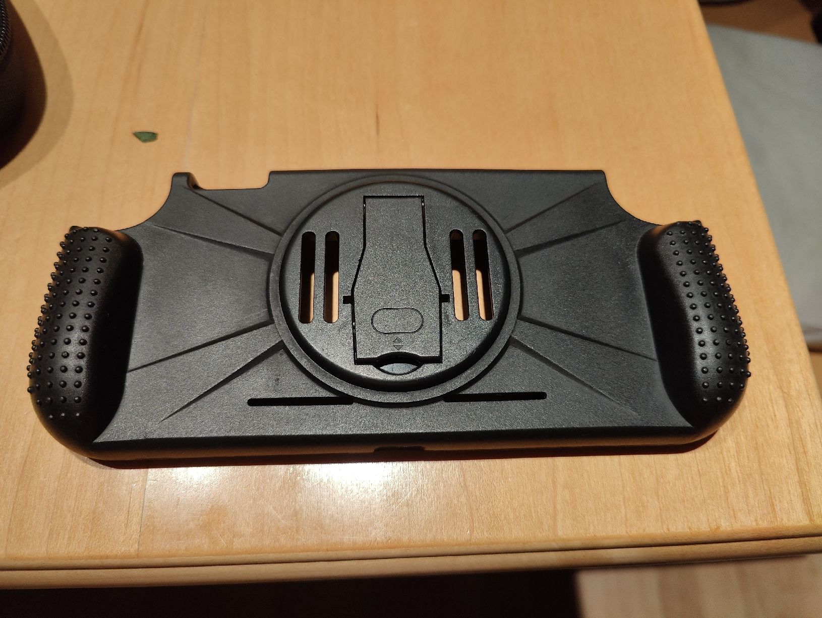 Nintendo Console: Nintendo Switch Lite TPU Shell/Grip + große Tragetasche. – Usato da Richterswil venduto da Tailgate 1