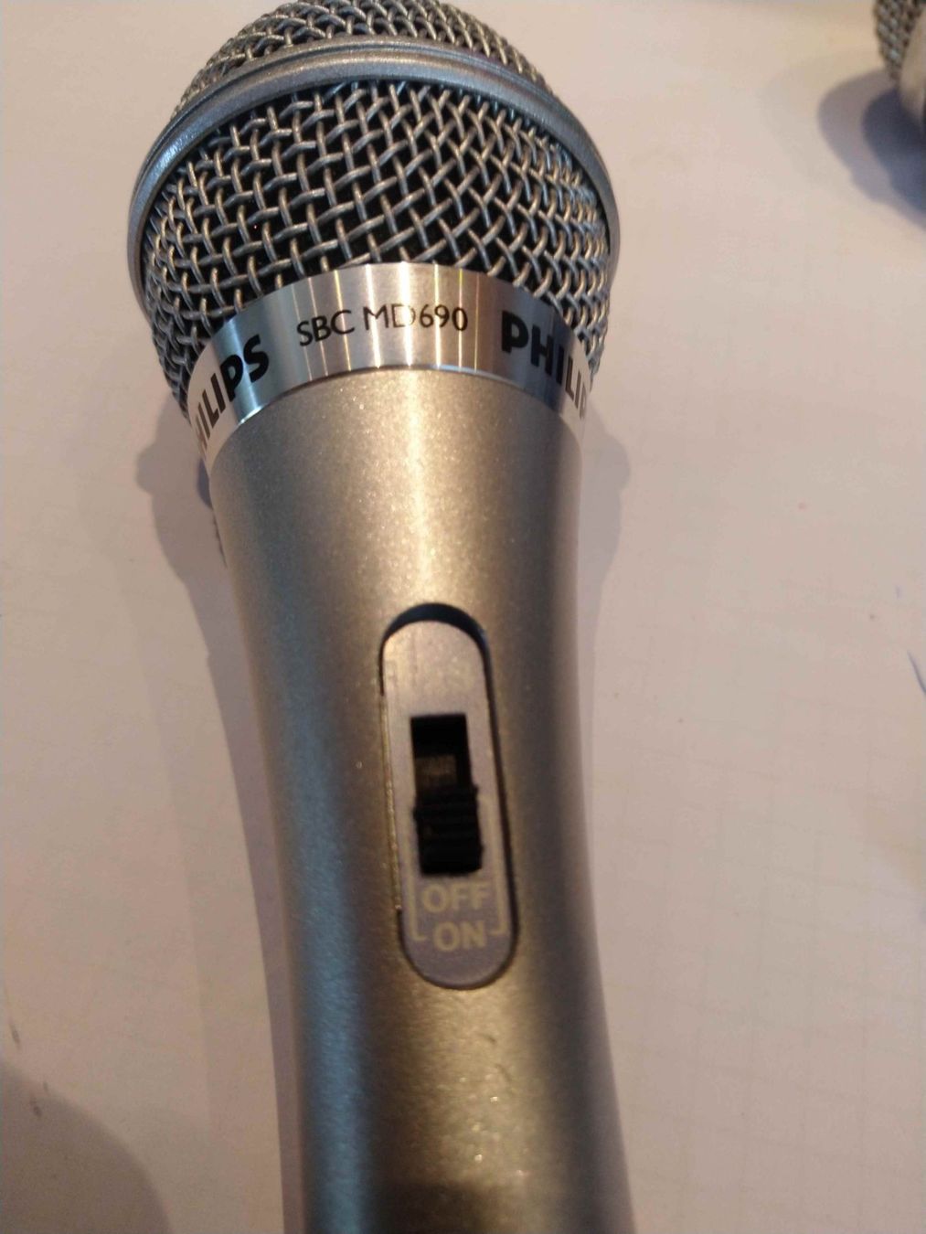 Mikrofone: Zwei dynamische Mikrofone, 1x XLR / 1x 6.3mm, – Gebraucht aus Hemishofen von Roefix94 2