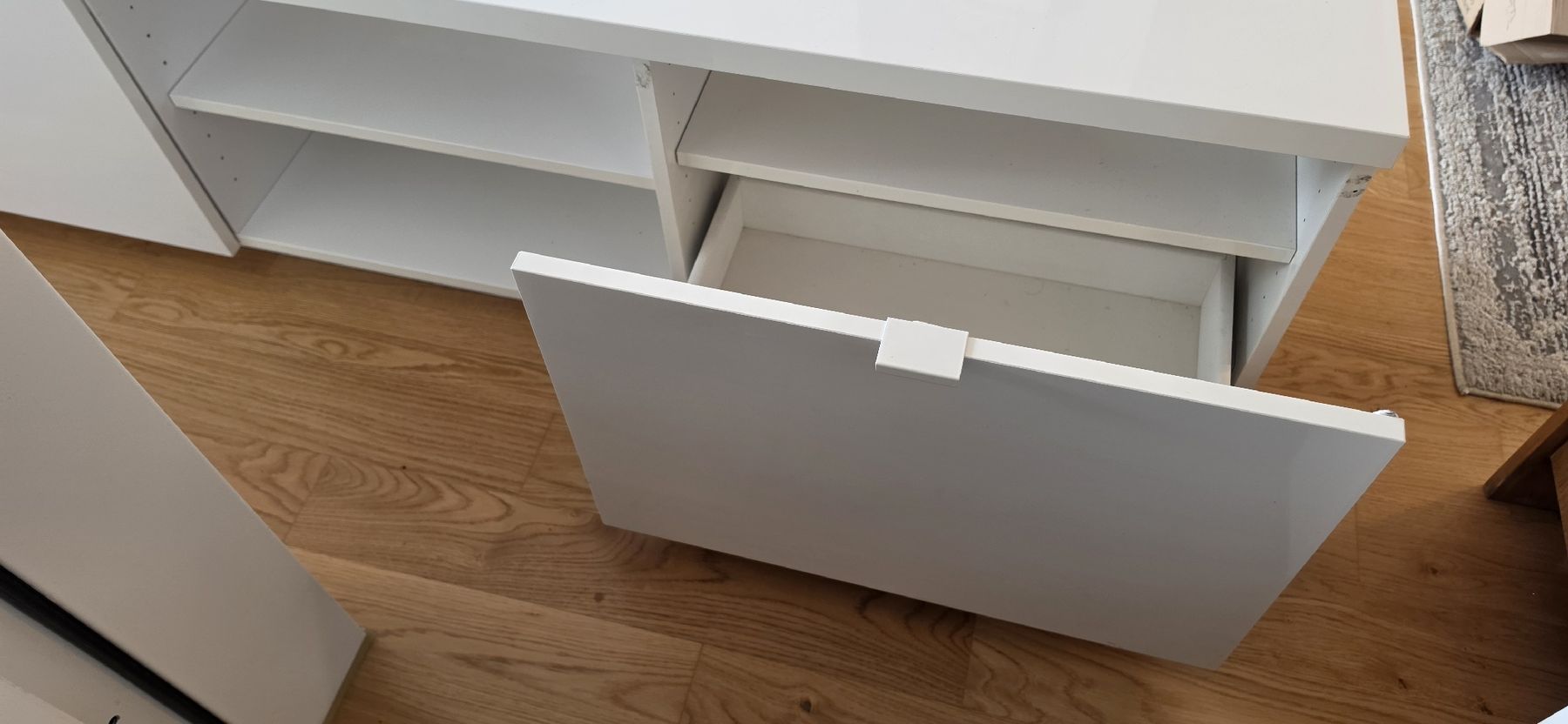 Ikea Mobili TV: White media console with two drawers good condition – Usato da Staufen venduto da swissform 2