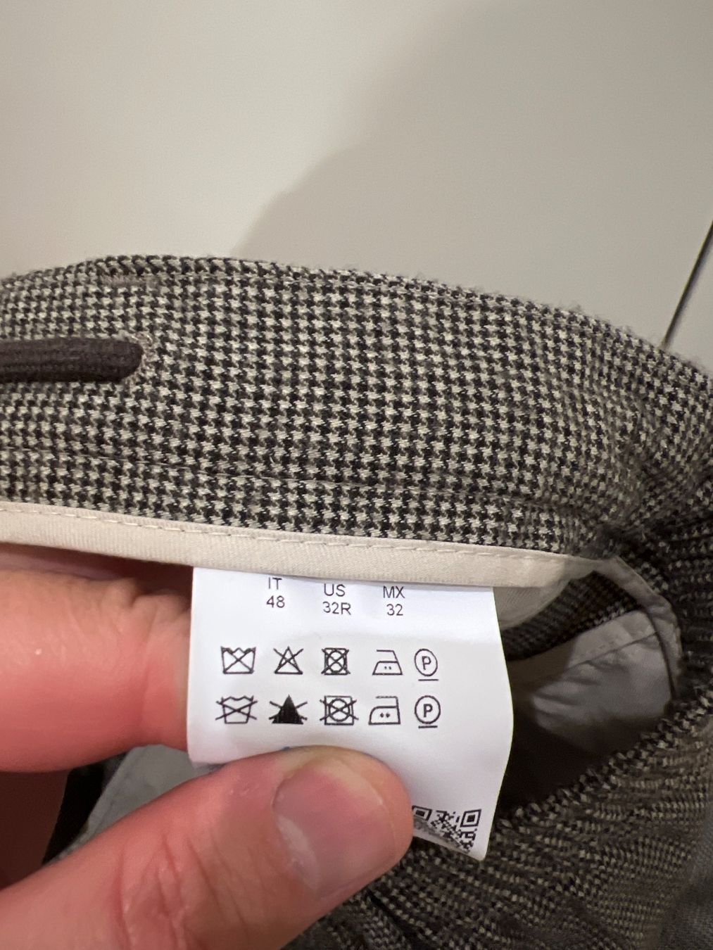 Hugo Boss Pantalons: Hugo Boss Herren Hosen – D'occasion à Menzingen par Dali2504 3