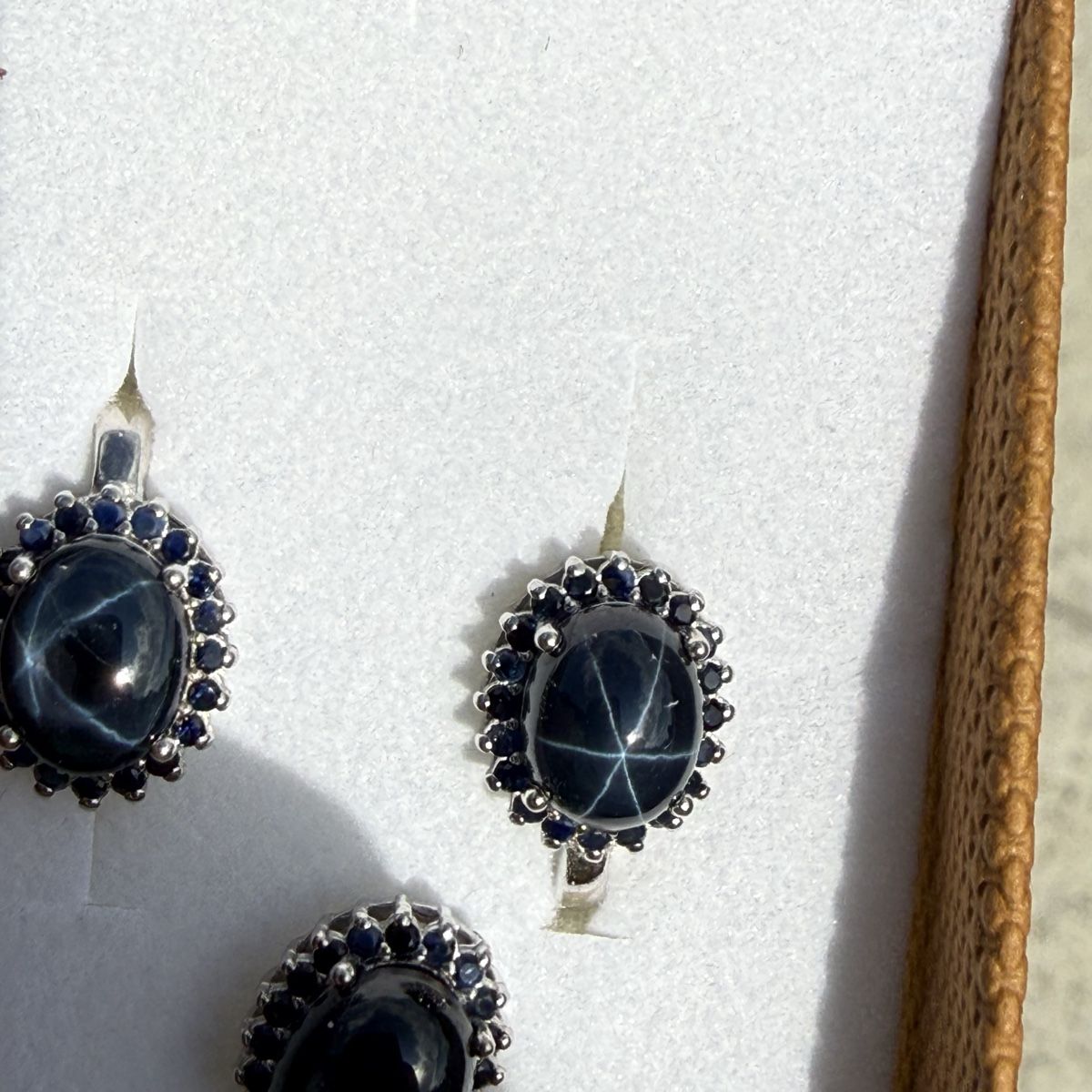 Boucles d'oreille: Phänomenale Sternsaphire: Ohrringe und Anhänger – Neuf avec emballage d'origine à Ebikon par elischka 3