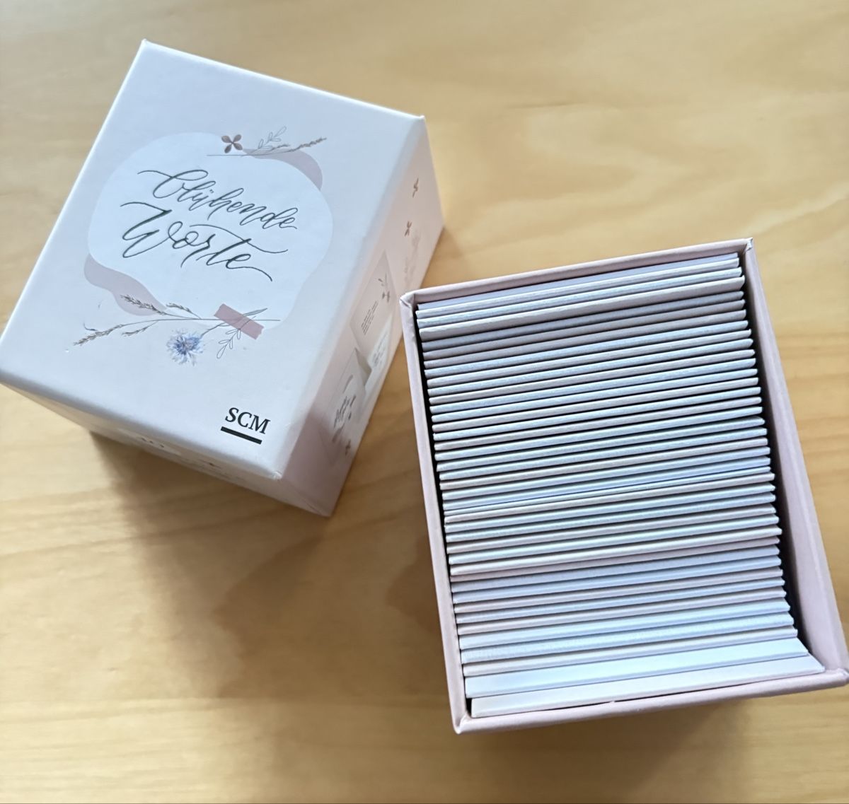 Karten: Blühende Worte Kärtchenbox SCM Verlag – Gebraucht aus Auenstein von 5222 2