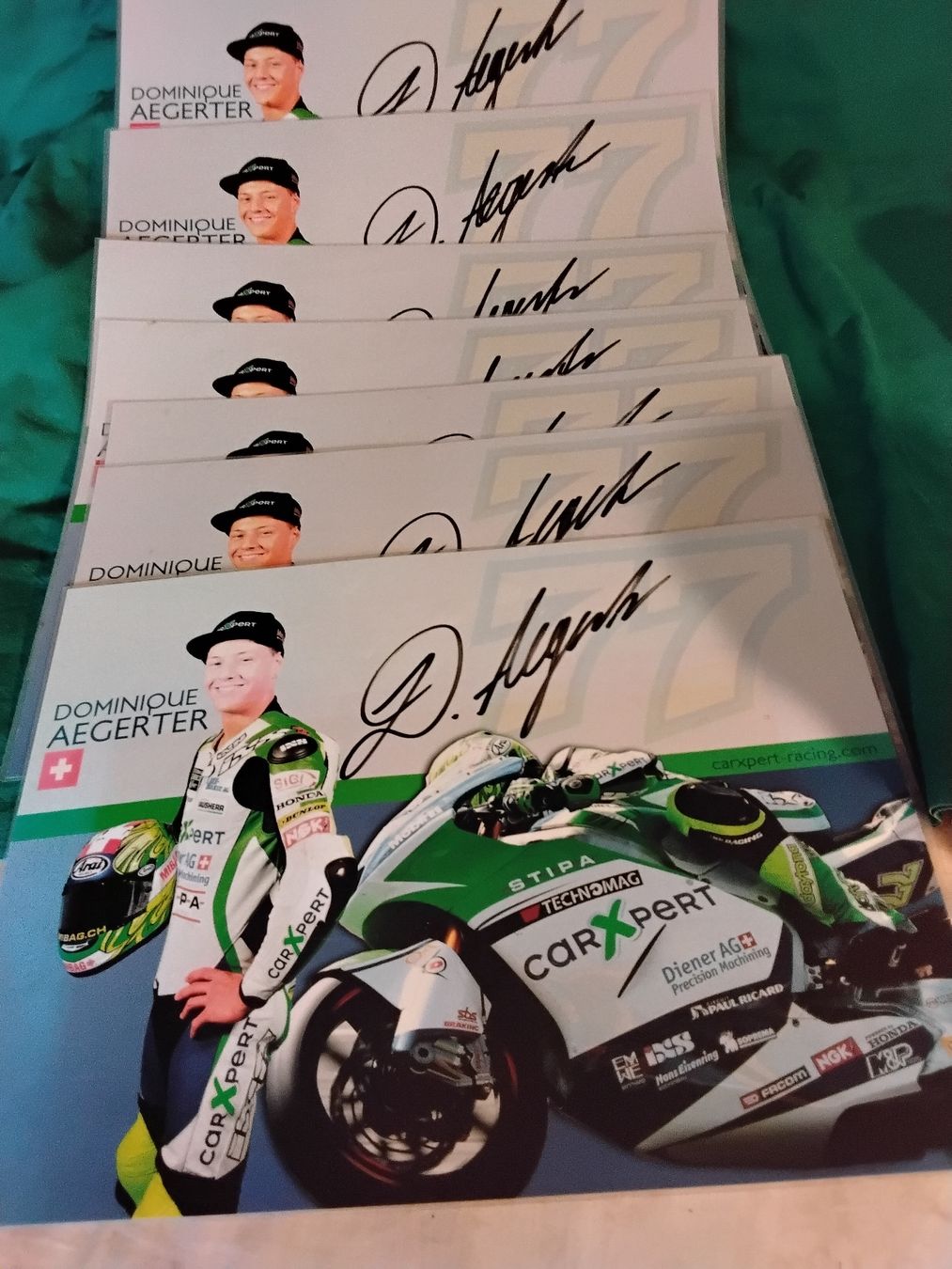 Autografi: Tischset laminiert Dominique Aegerter mit Originalunterschri – Nuovo (secondo la descrizione) da Grünen venduto da Frauanne