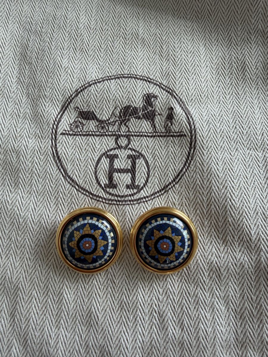 Hermès Orecchini pendenti & Orecchini a lobo: Enamel clips from Hermes – Usato da Cressier FR venduto da Kvito4ka