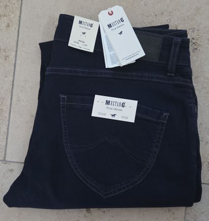Mustang Jeans True Denim, 34/30, brand new with tags!