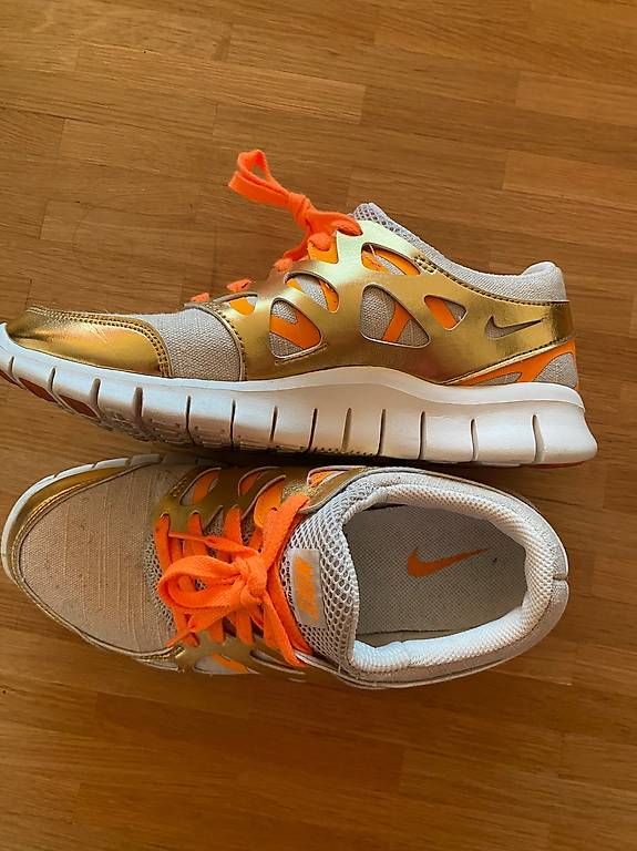 Damenschuhe: Nike WMNS Free Run – Gebraucht aus Glattbrugg von Feuerfrau
