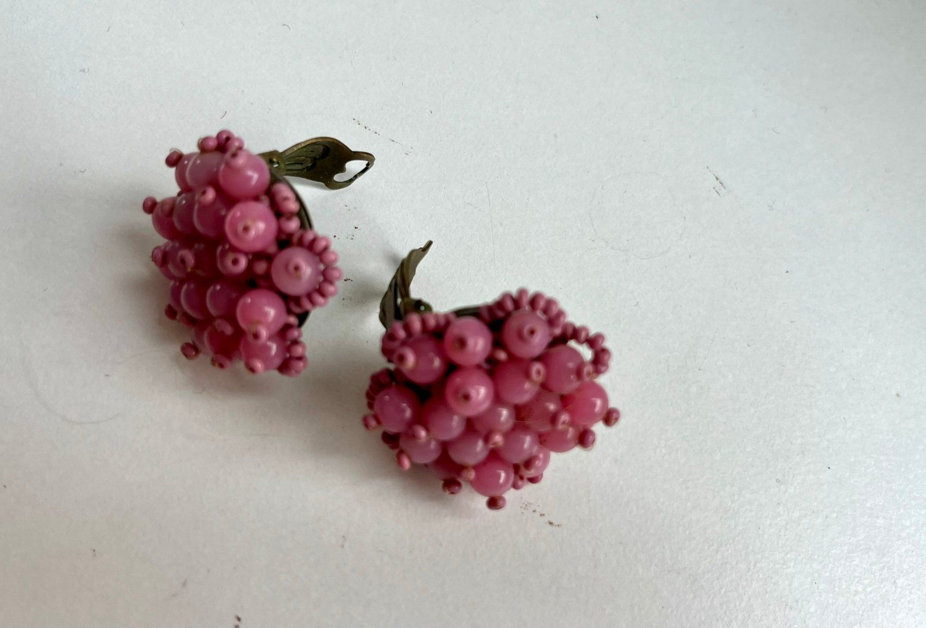Orecchini pendenti & Orecchini a lobo: Vintage Ohrclips, Modeschmuck, rosa Perlen, – Usato da Wädenswil venduto da Aniares2 2