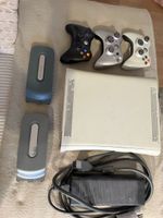 XBOX 360 mit 3 Controller und 2 Speicherkarten