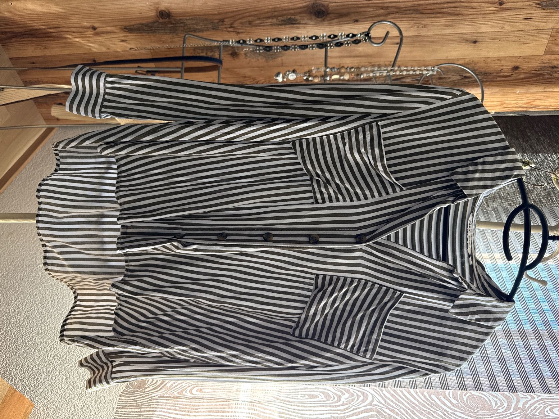 Only Chemisiers: Damen  Bluse, ONLY, L – D'occasion à Amriswil par used2use 1