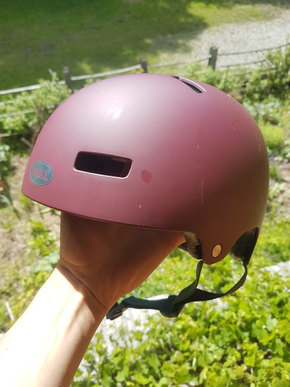 Bell Caschi: Bell Velohelm 51-55cm – Usato da Krattigen venduto da Heutilli
