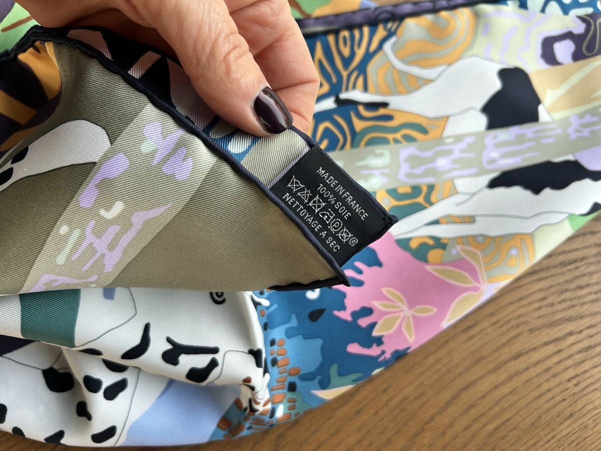 Hermès Foulards, Tücher & Schals: Carré Hermès En liberté ! 90 – Gebraucht aus Lully VD von Garance040 4