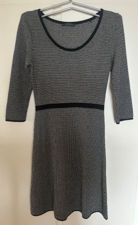 Langarm Kleid von ESPRIT