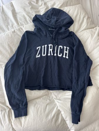 Sweat à capuche Brandy Melville bleu marine Zurich