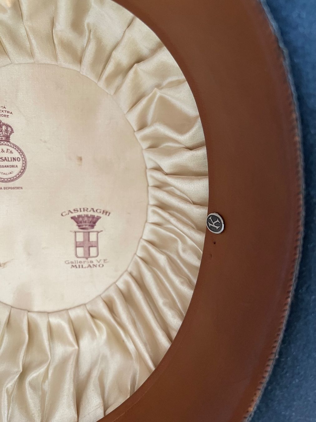 Borsalino Copricapi, berretti & cappellini: Antike Melone Original von Borsalino – Usato da Zuerich venduto da Dorsi 5