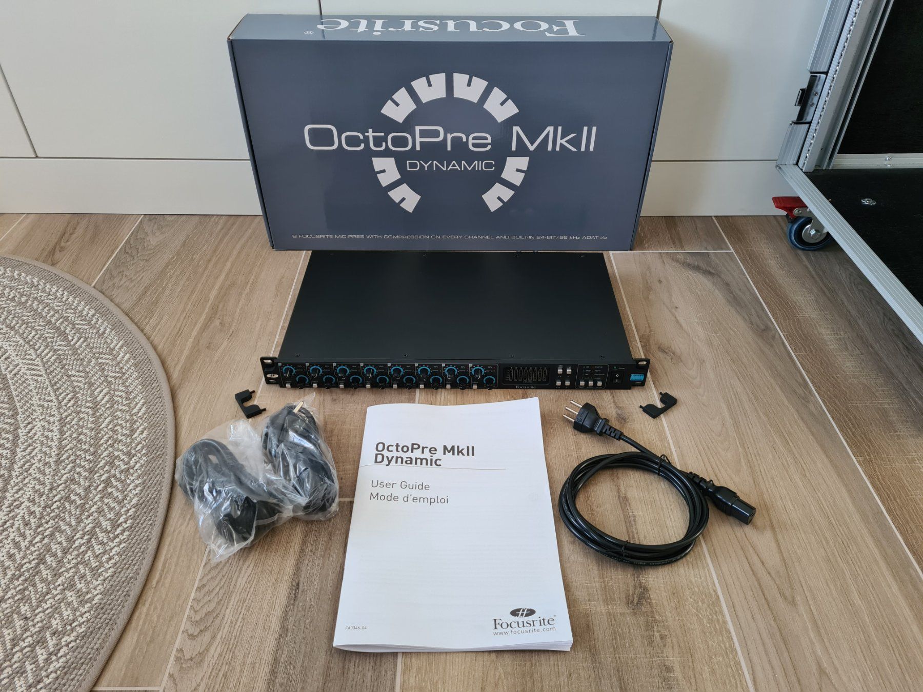 Focusrite Attrezzatura per studi di registrazione: Focusrite Octopre MK-II Dynamic – Nuovo (secondo la descrizione) da Birmensdorf ZH venduto da arcticmonkey91