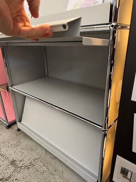 USM Scaffali: USM Haller Prospekt Ständer – Usato da Zollikofen venduto da OberliAG 3