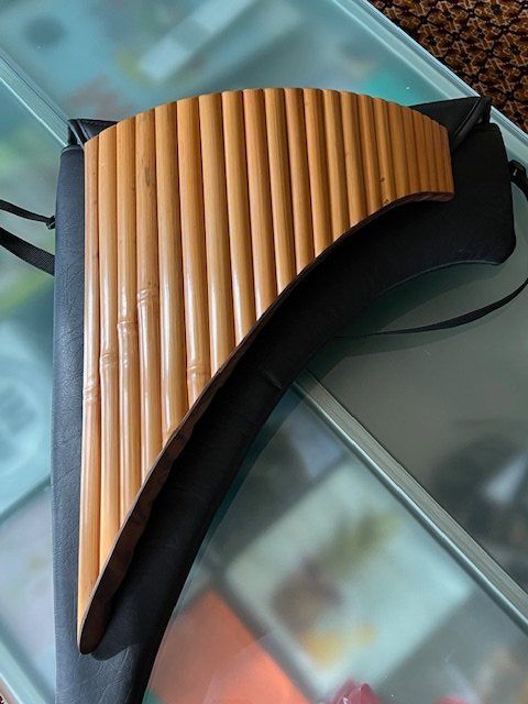 Strumenti musicali: DINNER Bass-Panflöte, 22 Rohre – Usato da Weiningen ZH venduto da Oljo 7