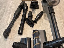 Dreame Z 30 Akkustaubsauger mit sehr viel Zubehör