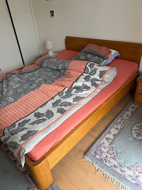 Letti: Chambre à coucher  – Usato da Preverenges venduto da mih_vqg5