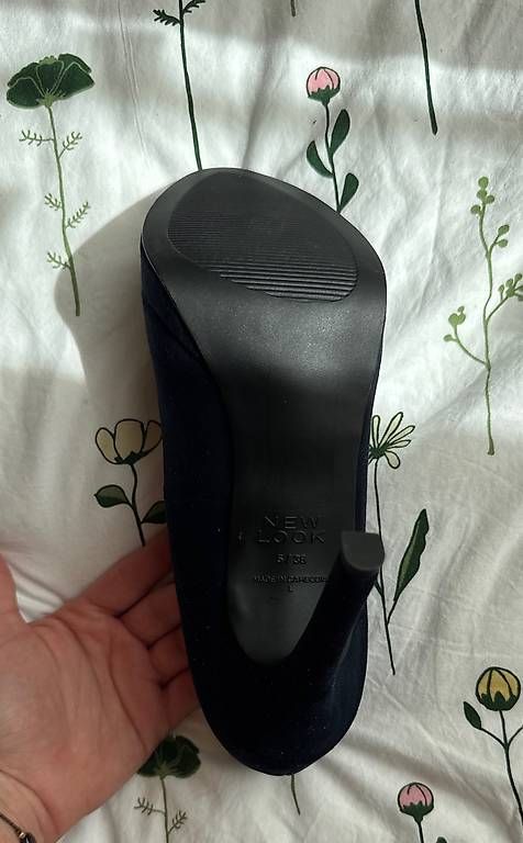New Look Scarpe da donna: High Heels Gr. 38  Neu & Dunkelblau – Nuovo (secondo la descrizione) da Turgi venduto da janjjne 3