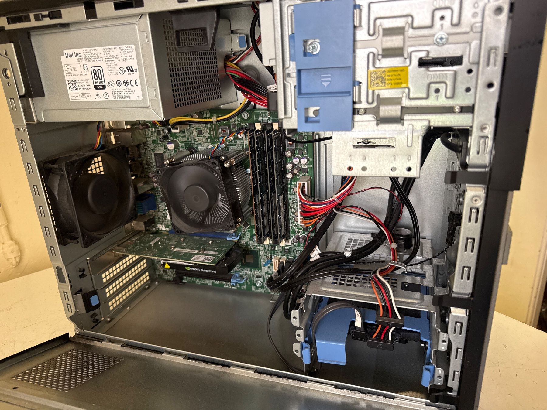 Dell PC: PC OPTIPLEX 9010 – Usato da St imier venduto da sav_bjf9 6