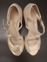 LEDER Sandalen Gr.37 NEU Preis 200 Fr.