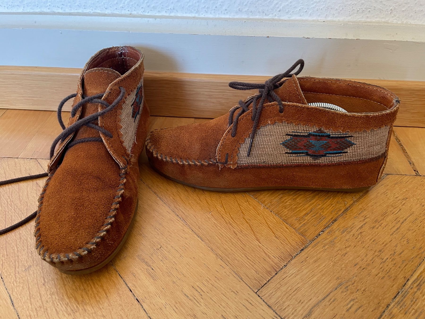 Scarpe da donna: Mokassins von Minnetonka – Usato da Zürich venduto da maikelisa 2