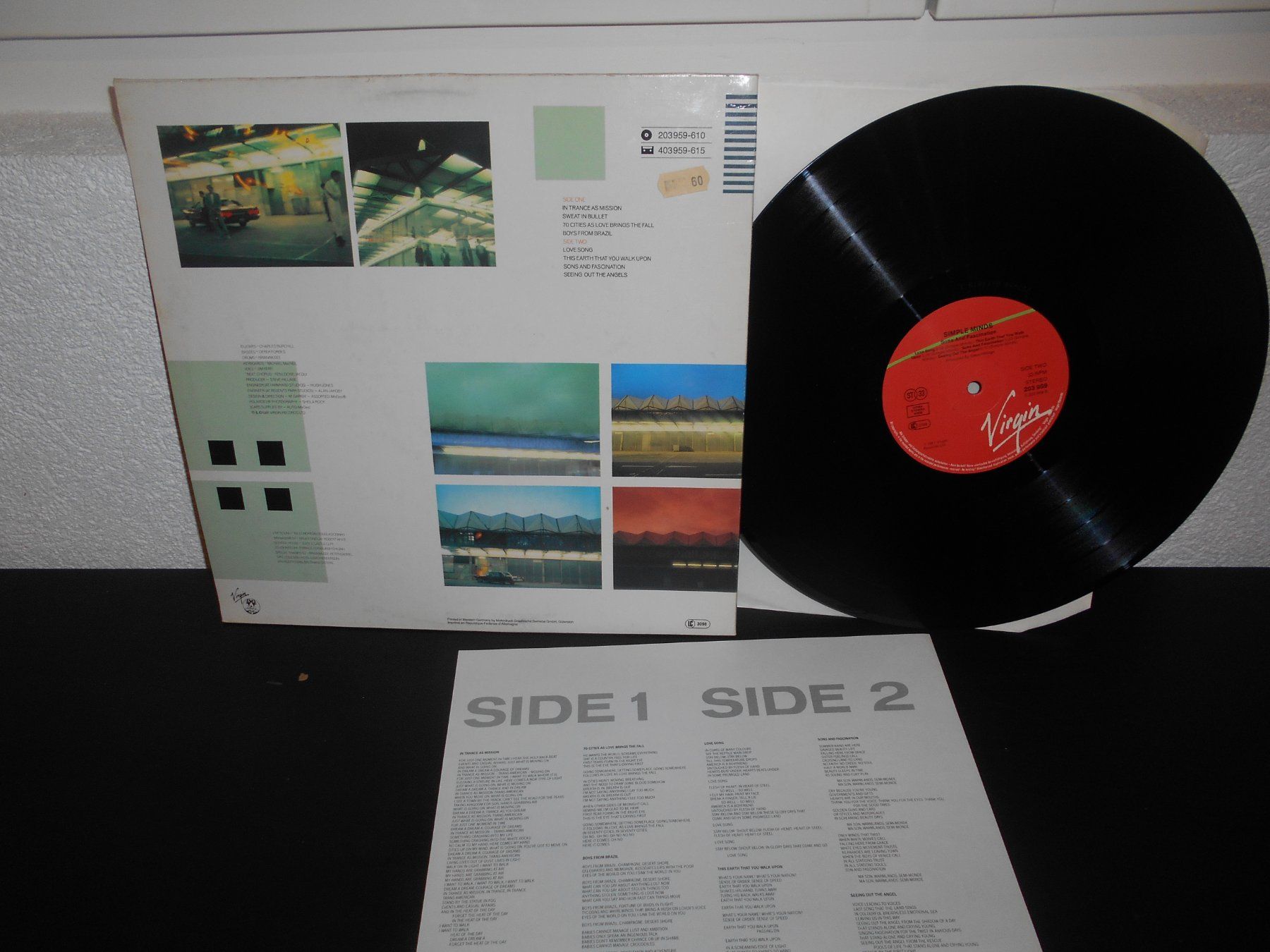Dischi in vinile: Simple Minds – Sons And Fascination / 1981 – Usato da Aarberg venduto da witchhunter01 1