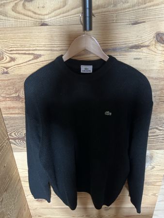 🏸 Original black Lacoste pullover Size 6