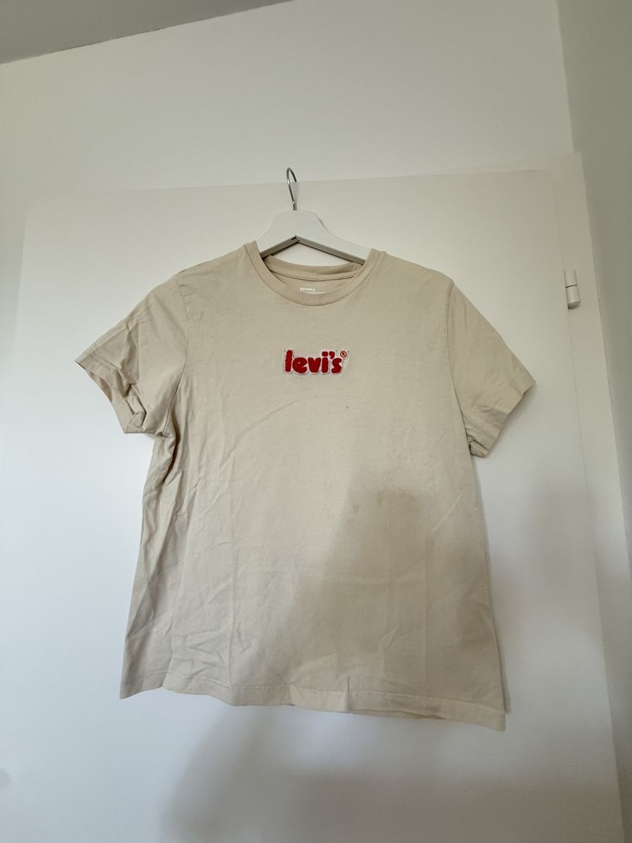 Levi's T-shirt: Levi's T-Shirt beige Grösse M – Usato da Zürich venduto da sin_v92m