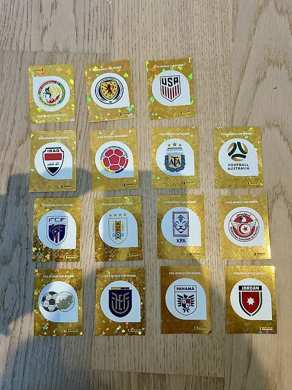 Sammelbilder & Trading cards: Panini Länderwappen – Neu und originalverpackt aus Männedorf von KaWa1984
