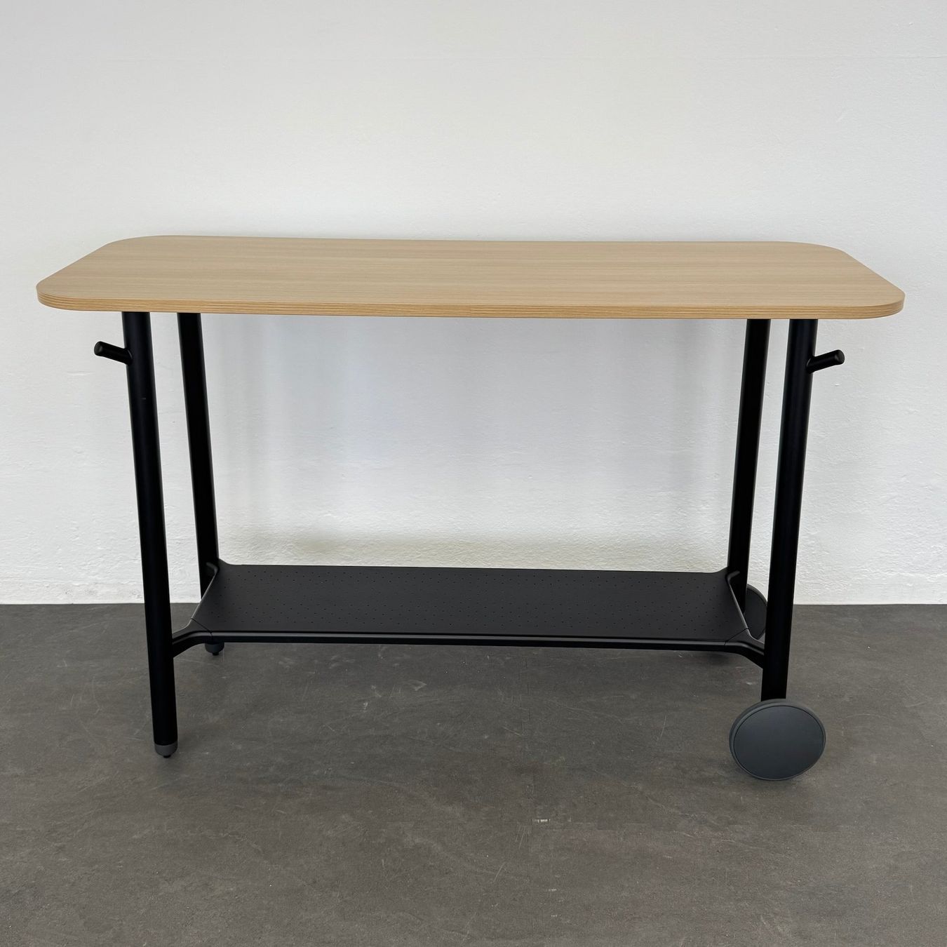 Steelcase Schreibtische: Steelcase Flex Tisch – Gebraucht aus Schönenwerd von mcofficeshop