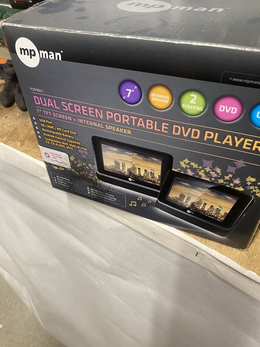 Lettore multimediale & Streamer: MP Man Portable DVD Player fürs Auto - Neuwertig – Nuovo (secondo la descrizione) da Holziken venduto da Anita.urech 1