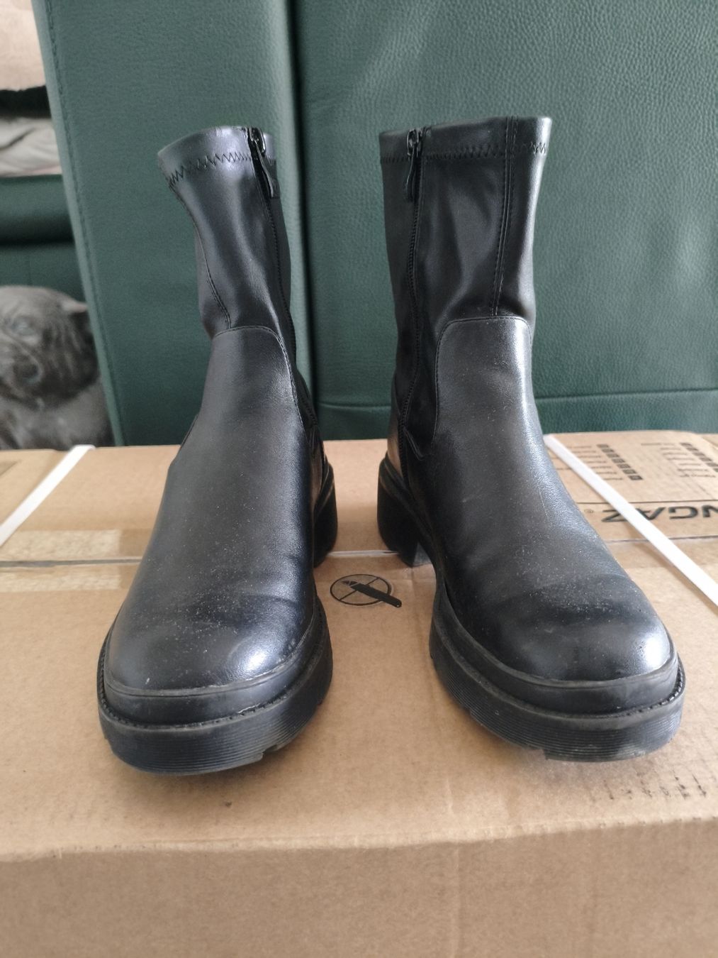 Scarpe da donna: Stivaletti  – Usato da Bioggio venduto da OresteIronix 3