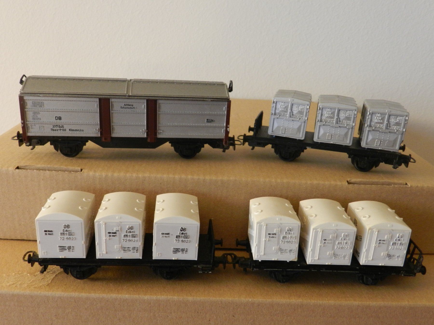 Kleinbahn Modelleisenbahnen: H0 DC KLEINBAHN Güterwagen DB 4 St – Gebraucht aus Arzier-Le Muids von elocin83 2