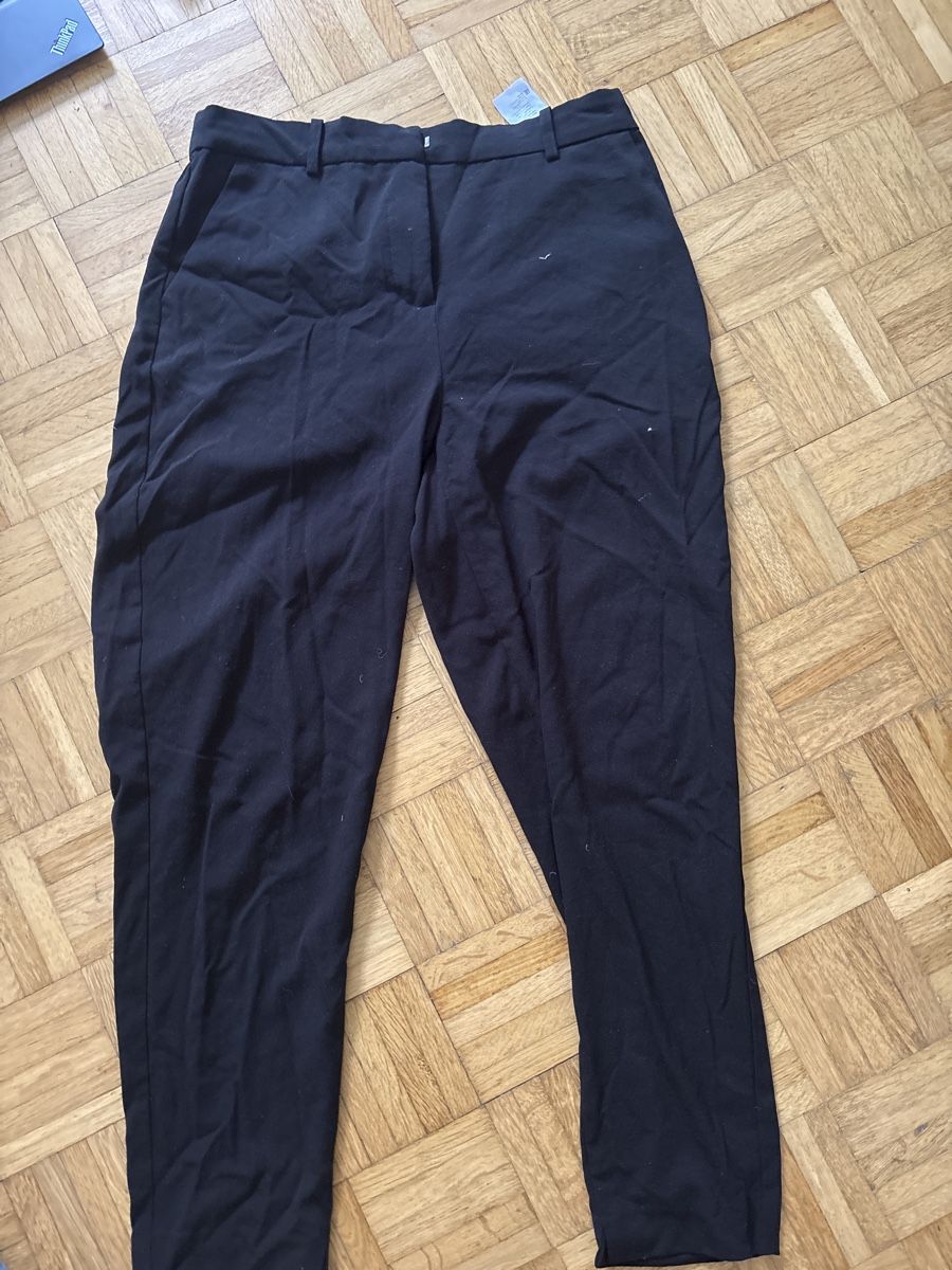 Completi & Tailleur: Schwarze Anzugshose grösse M – Nuovo (secondo la descrizione) da Bern venduto da ser_6vm5
