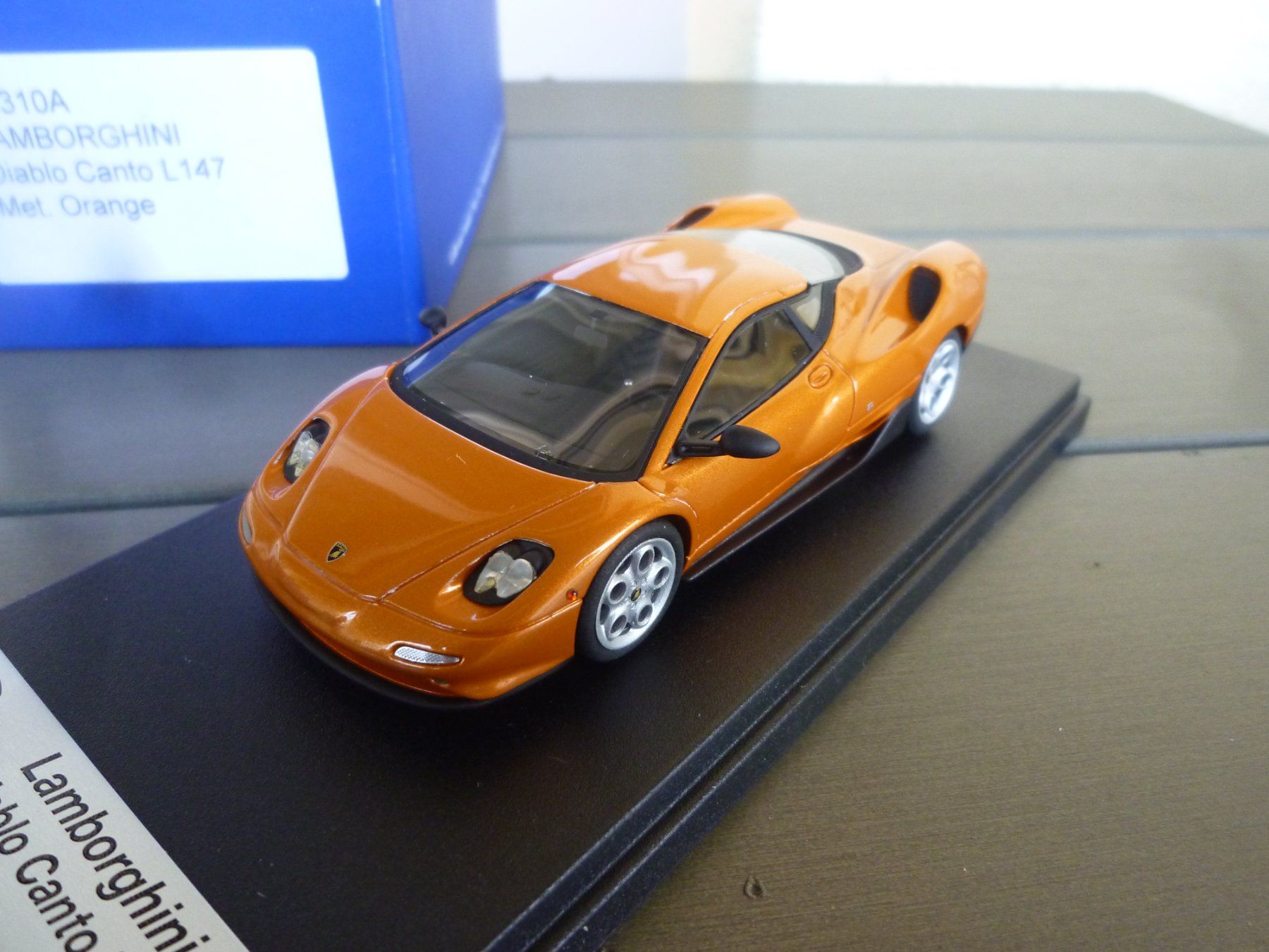 Lamborghini Modellini d'auto: Lamborghini Diablo Canto L147 – Nuovo e nell'imballaggio originale da Flawil venduto da Imperiosud 4