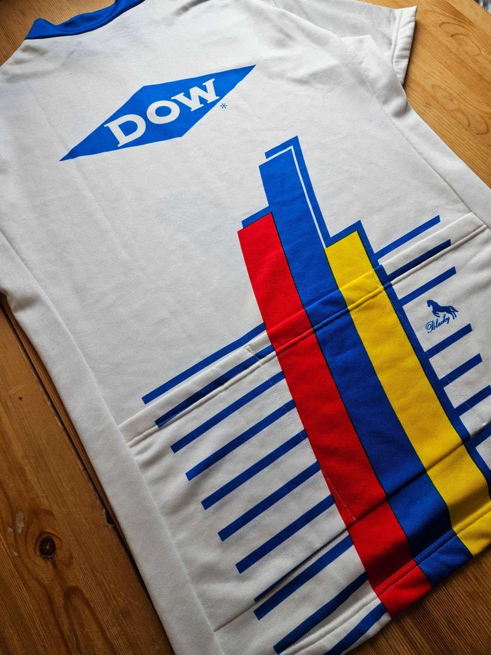 Leibchen & Hosen: Radtrikot Blacky vintage DOW Grösse XXL Velo Fahrrad Trikot – Gebraucht aus Hägglingen von United-Village-Trade 6
