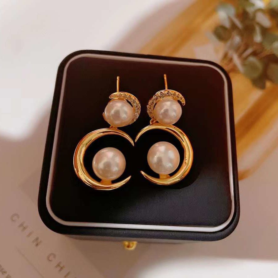 Orecchini pendenti & Orecchini a lobo: Boucles d’oreilles Clair de Lune – Nuovo e nell'imballaggio originale da St-Maurice venduto da Sandrinette123