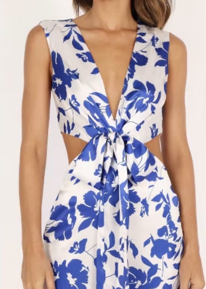 Jumpsuits: Lulu Wrap Front Jumpsuit - Blue Floral – Neu (gemäss Beschreibung) aus Zürich von lau_27fq 1