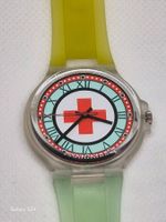 Vintage-Uhr von Swatch mit rotem Kreuz, perfekt für den Somm