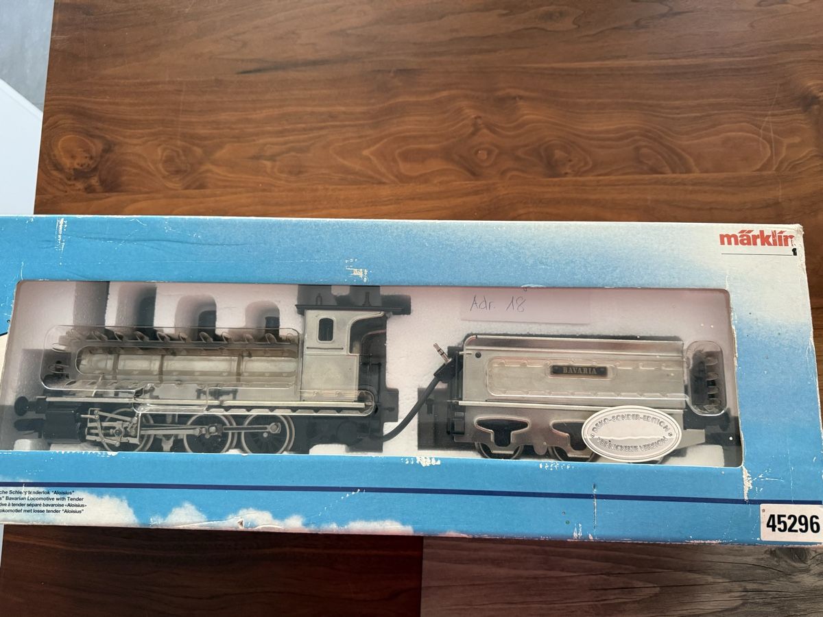 Märklin Modellini di ferrovie: MÄRKLIN MAXI SCHLEPPTENDER LOK – Usato da Sempach venduto da Wewa1 1